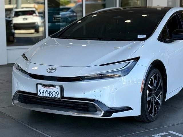 2023 Toyota Prius 5th Gen - Image 3 of 21