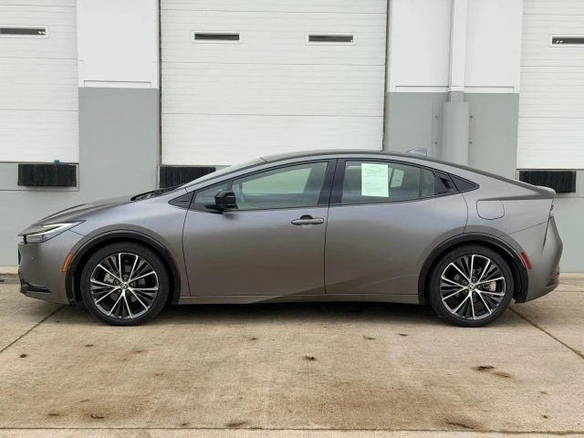 2023 Toyota Prius 5th Gen - Image 2 of 21