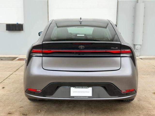2023 Toyota Prius 5th Gen - Image 4 of 21