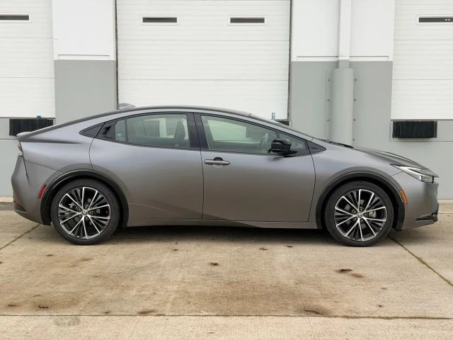2023 Toyota Prius 5th Gen - Image 6 of 21