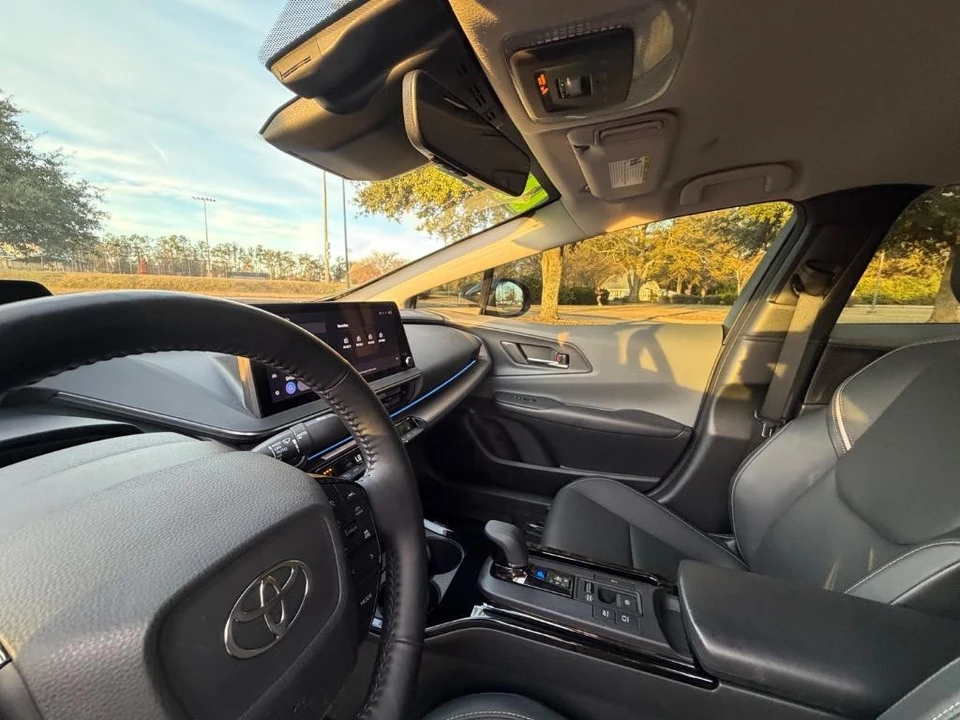 2023 Toyota Prius 5th Gen - Image 9 of 21