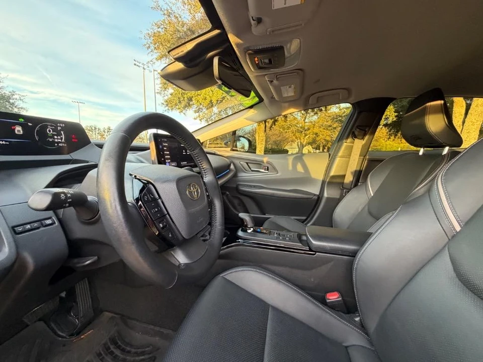 2023 Toyota Prius 5th Gen - Image 8 of 21