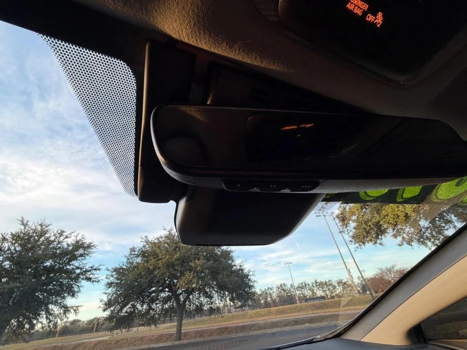 2023 Toyota Prius 5th Gen - Image 18 of 21