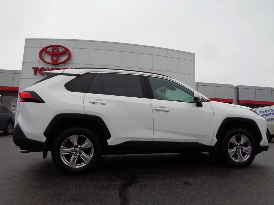 2023 Toyota RAV4 5th Gen - Image 3 of 21