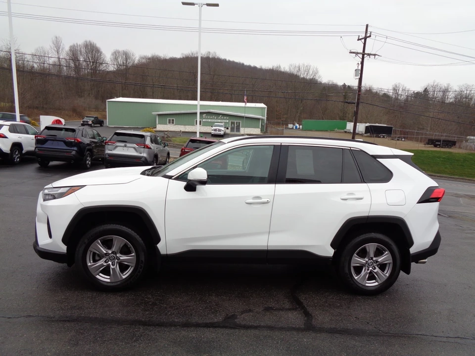 2023 Toyota RAV4 5th Gen - Image 7 of 21