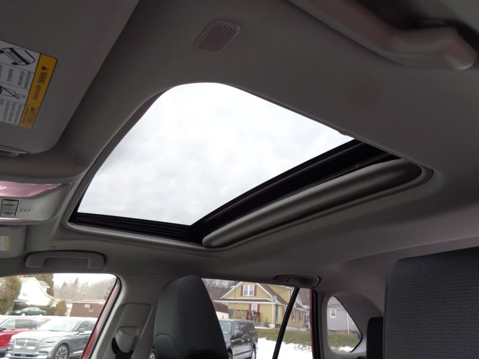 2023 Toyota RAV4 5th Gen - Image 15 of 21