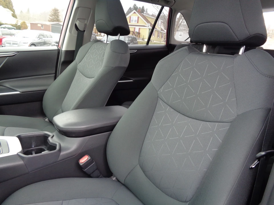 2023 Toyota RAV4 5th Gen - Image 14 of 21