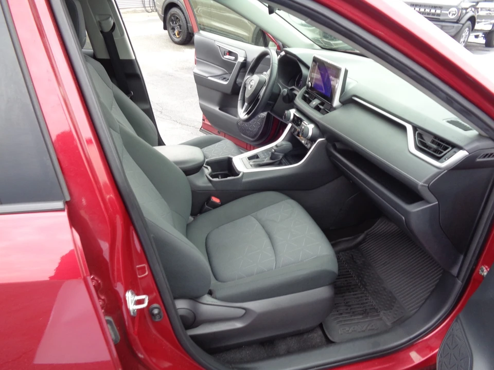 2023 Toyota RAV4 5th Gen - Image 20 of 21