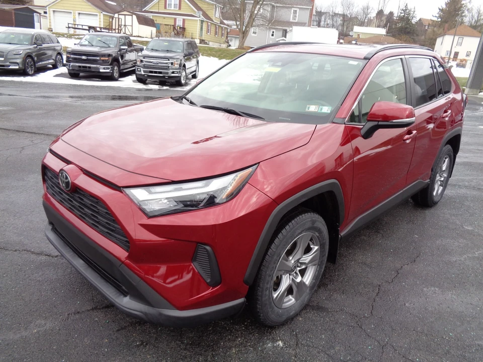 2023 Toyota RAV4 5th Gen - Image 8 of 21