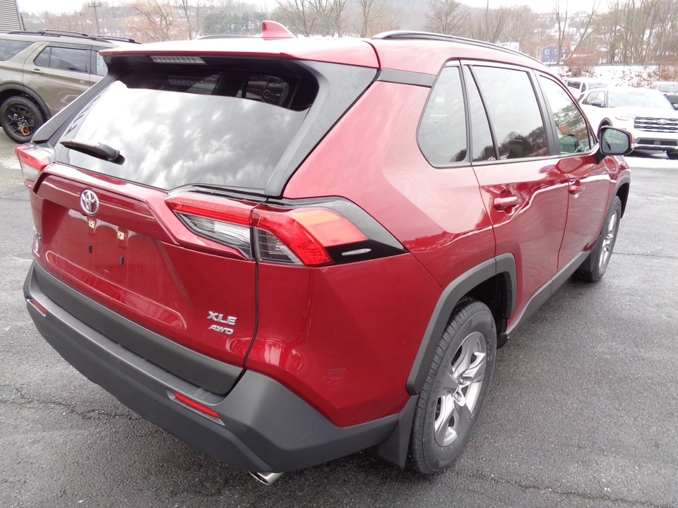 2023 Toyota RAV4 5th Gen - Image 4 of 21