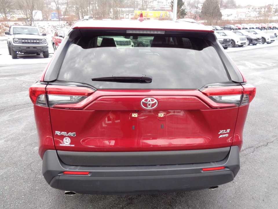 2023 Toyota RAV4 5th Gen - Image 5 of 21