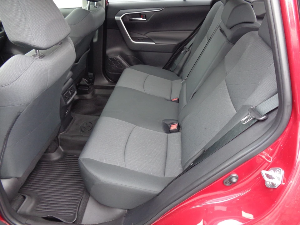 2023 Toyota RAV4 5th Gen - Image 16 of 21