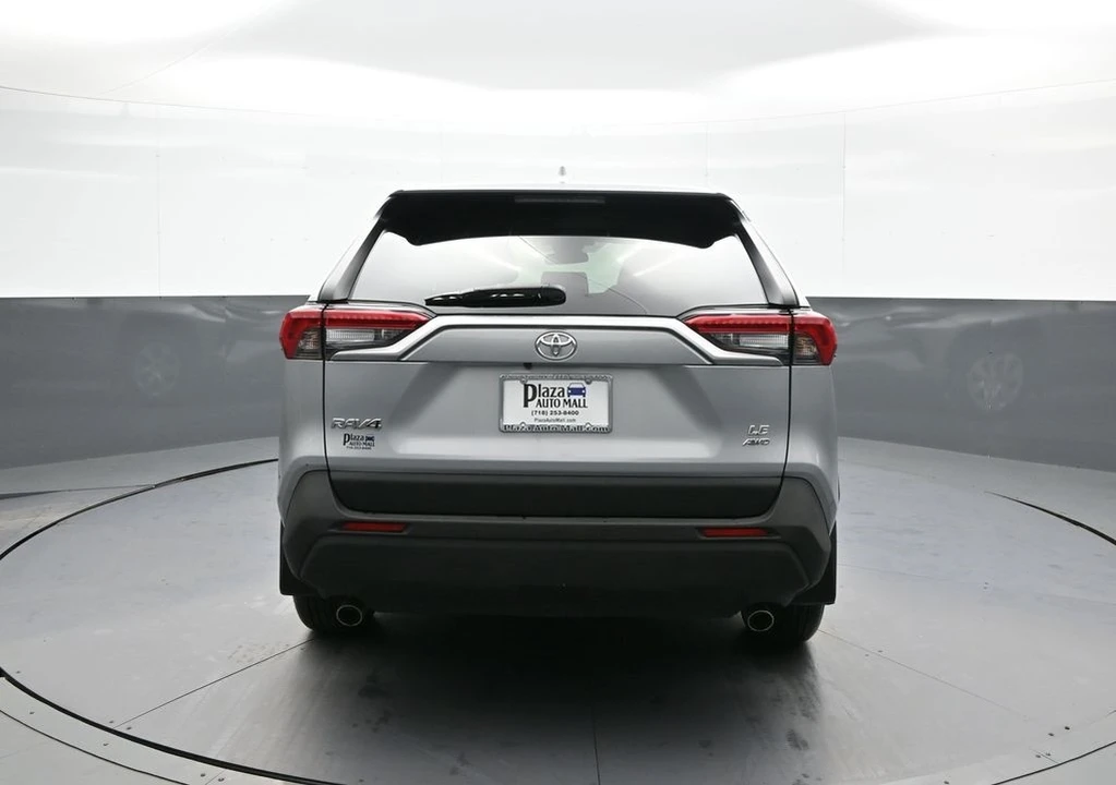 2023 Toyota RAV4 5th Gen - Image 7 of 12
