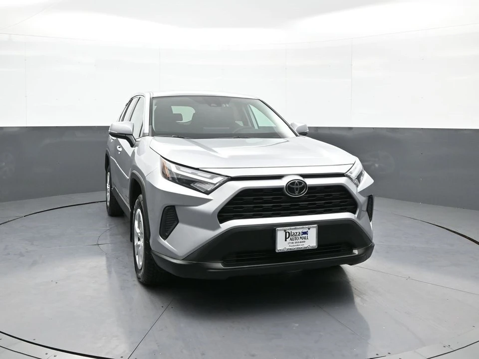 2023 Toyota RAV4 5th Gen - Image 3 of 12