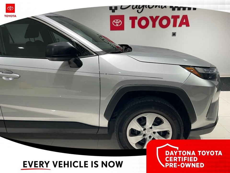 2023 Toyota RAV4 5th Gen - Image 5 of 10