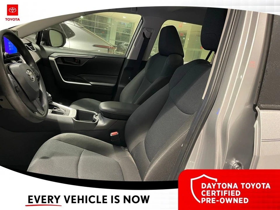 2023 Toyota RAV4 5th Gen - Image 7 of 10