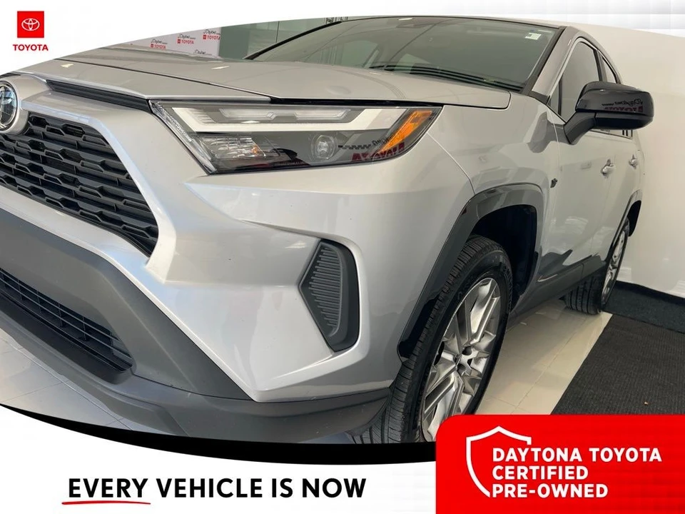 2023 Toyota RAV4 5th Gen - Image 8 of 12