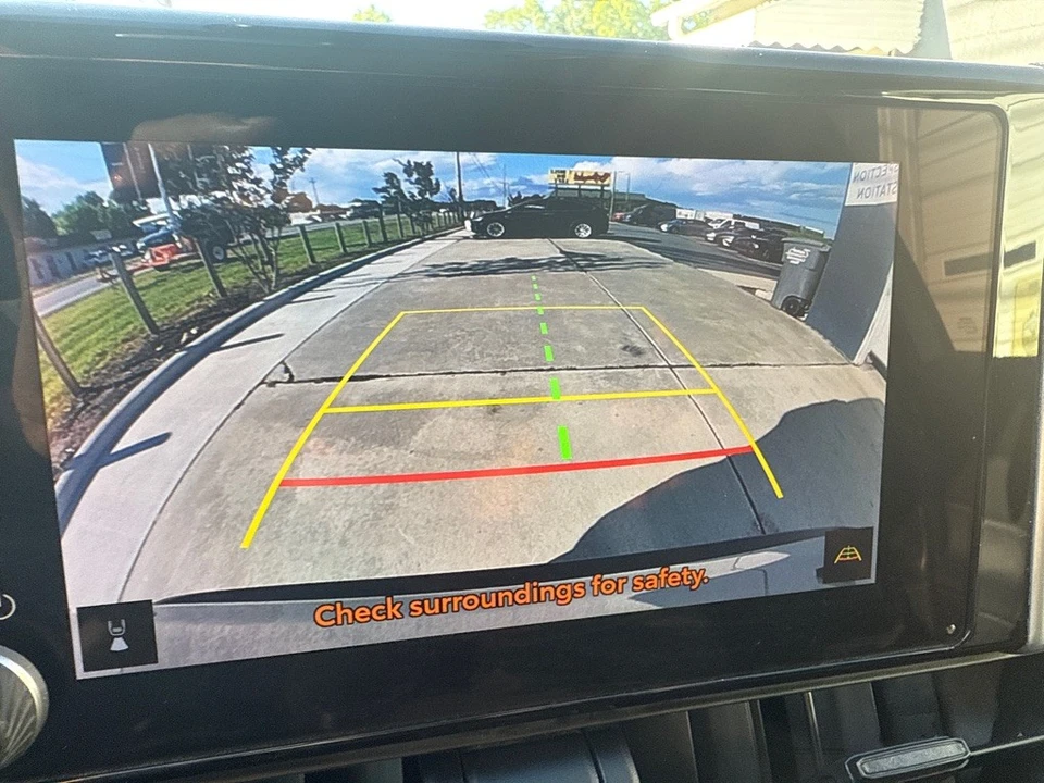 2023 Toyota RAV4 5th Gen - Image 16 of 21