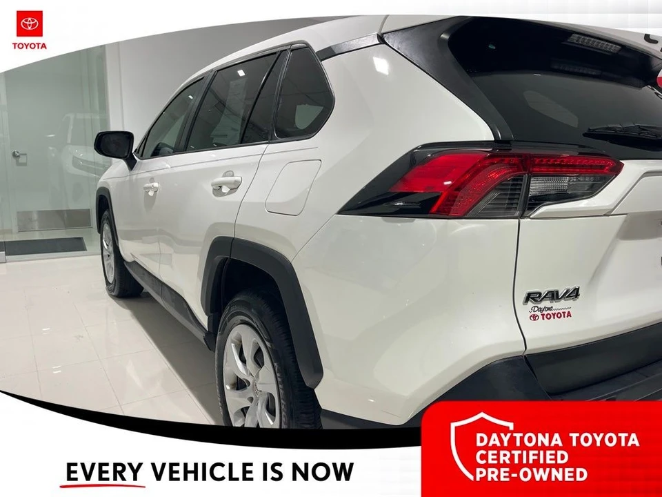 2023 Toyota RAV4 5th Gen - Image 8 of 12