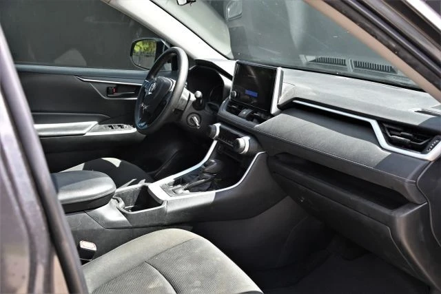 2023 Toyota RAV4 5th Gen - Image 12 of 16