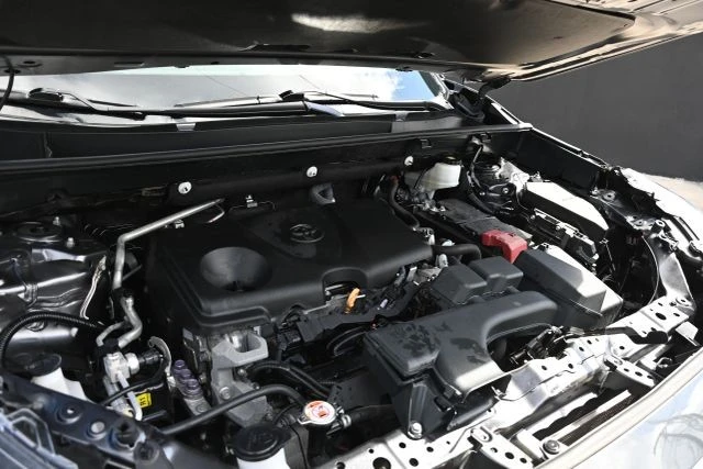 2023 Toyota RAV4 5th Gen - Image 15 of 16