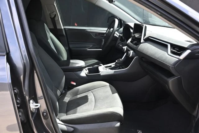 2023 Toyota RAV4 5th Gen - Image 11 of 16