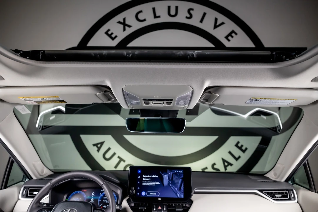 2023 Toyota RAV4 5th Gen - Image 10 of 12