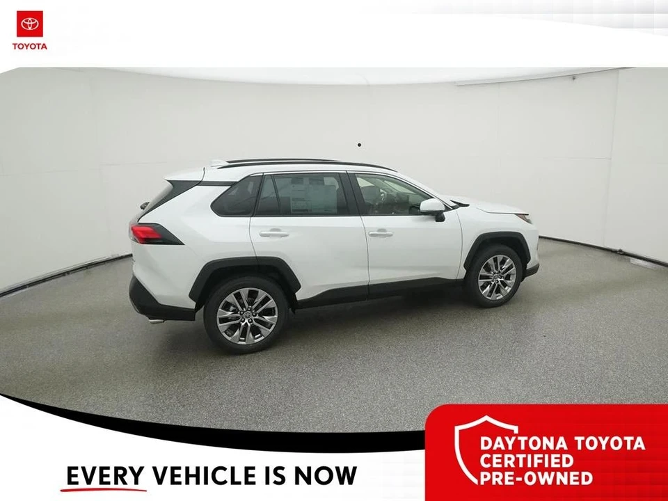2023 Toyota RAV4 5th Gen - Image 10 of 12