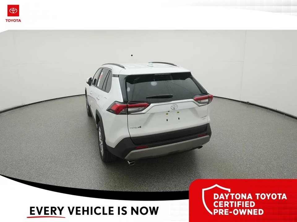 2023 Toyota RAV4 5th Gen - Image 6 of 12