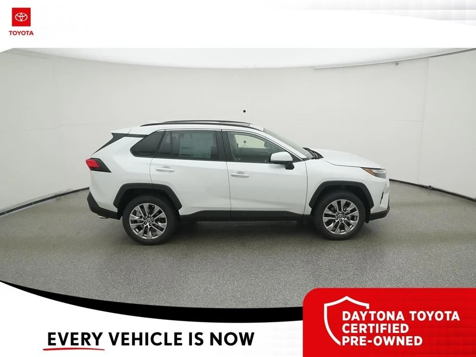 2023 Toyota RAV4 5th Gen - Image 11 of 12