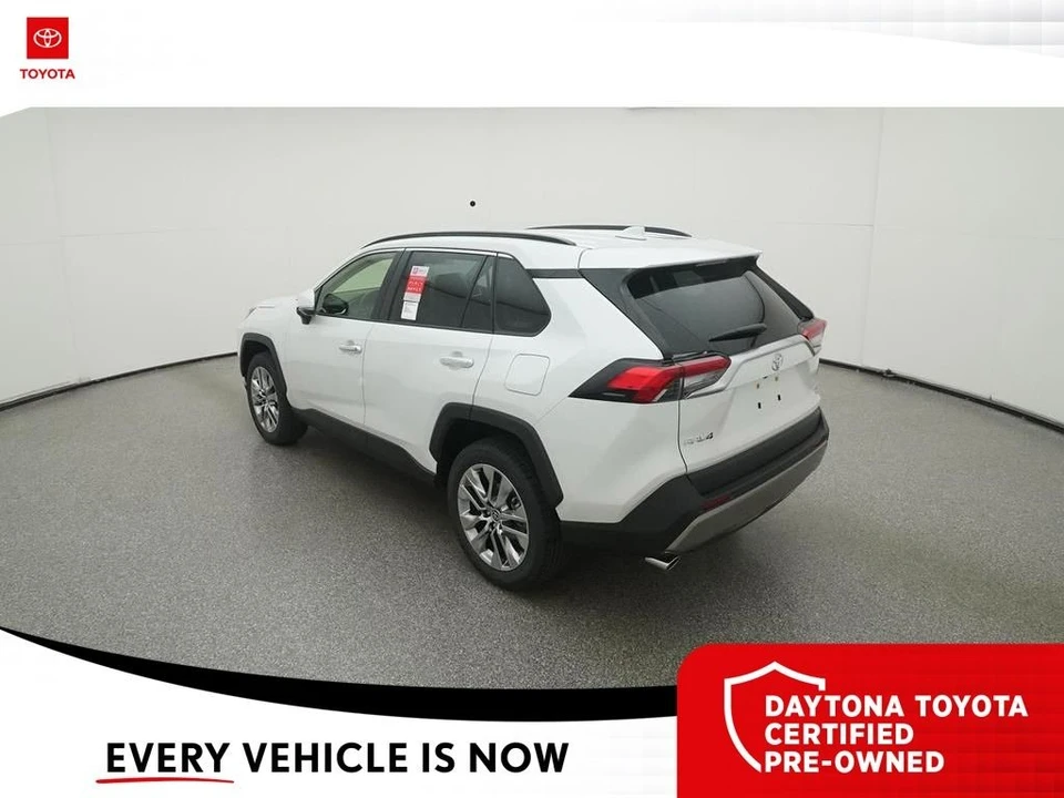 2023 Toyota RAV4 5th Gen - Image 5 of 12