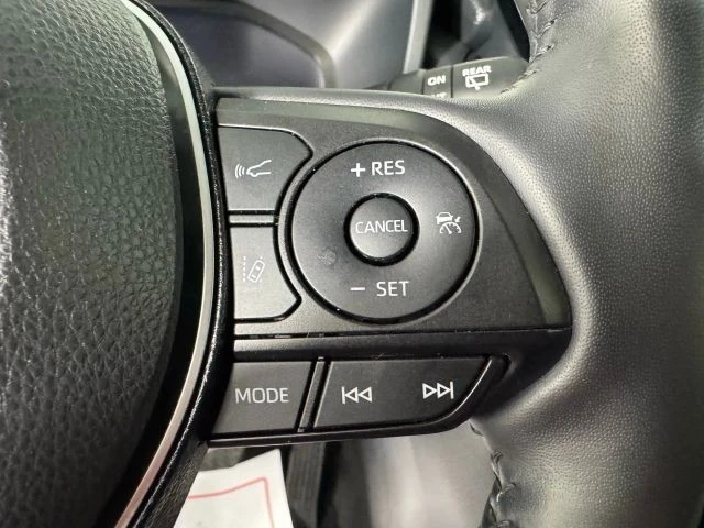 2023 Toyota RAV4 5th Gen - Image 17 of 21