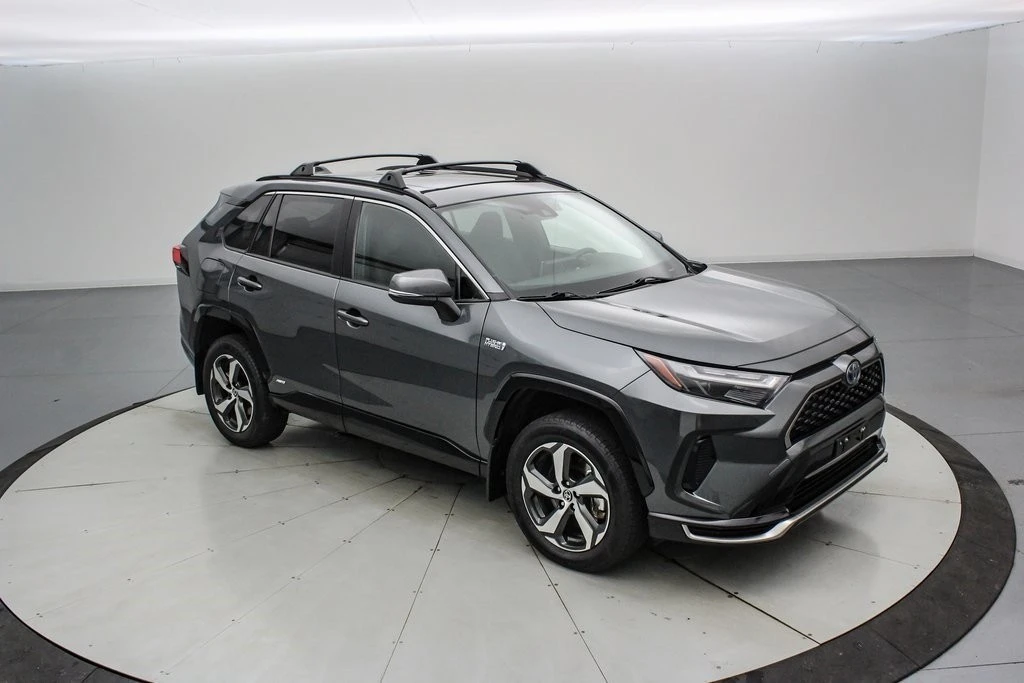 2023 Toyota RAV4 5th Gen - Image 2 of 21