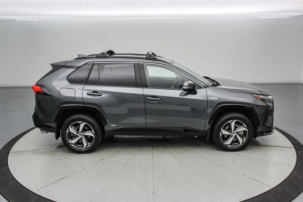 2023 Toyota RAV4 5th Gen - Image 4 of 21