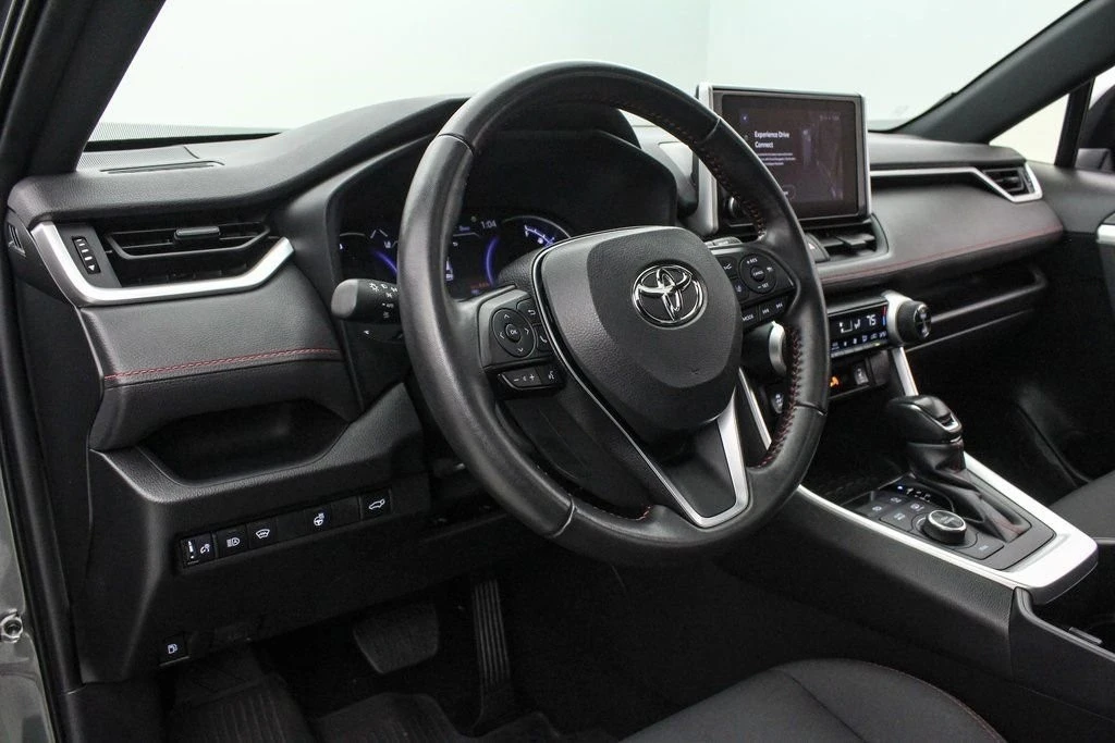 2023 Toyota RAV4 5th Gen - Image 13 of 21
