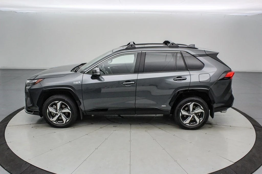 2023 Toyota RAV4 5th Gen - Image 8 of 21