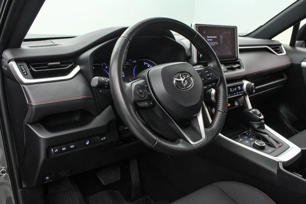 2023 Toyota RAV4 5th Gen - Image 13 of 21