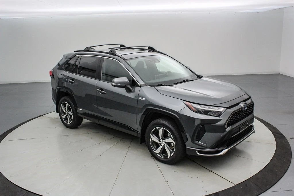 2023 Toyota RAV4 5th Gen - Image 2 of 21