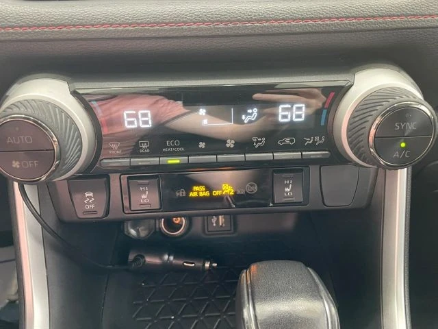 2023 Toyota RAV4 5th Gen - Image 15 of 21