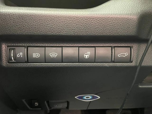 2023 Toyota RAV4 5th Gen - Image 10 of 21