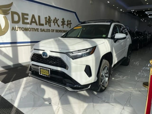 2023 Toyota RAV4 5th Gen - Image 3 of 21