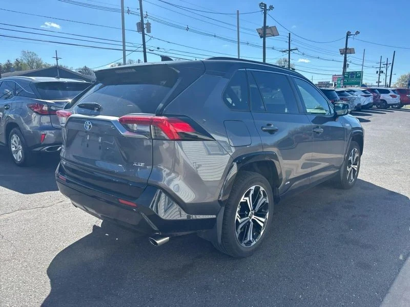 2023 Toyota RAV4 5th Gen - Image 5 of 12