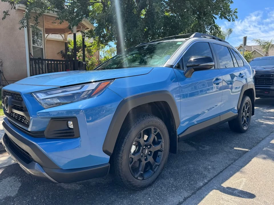 2023 Toyota RAV4 5th Gen - Image 3 of 20