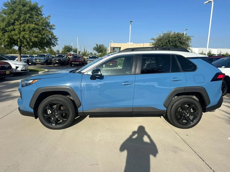 2023 Toyota RAV4 5th Gen - Image 3 of 14