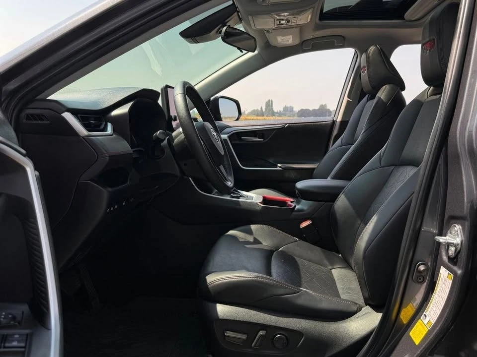 2023 Toyota RAV4 5th Gen - Image 9 of 20