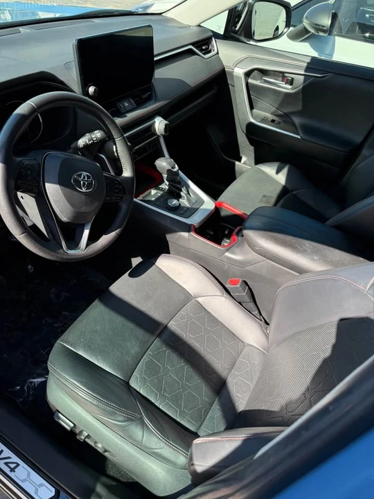 2023 Toyota RAV4 5th Gen - Image 9 of 11
