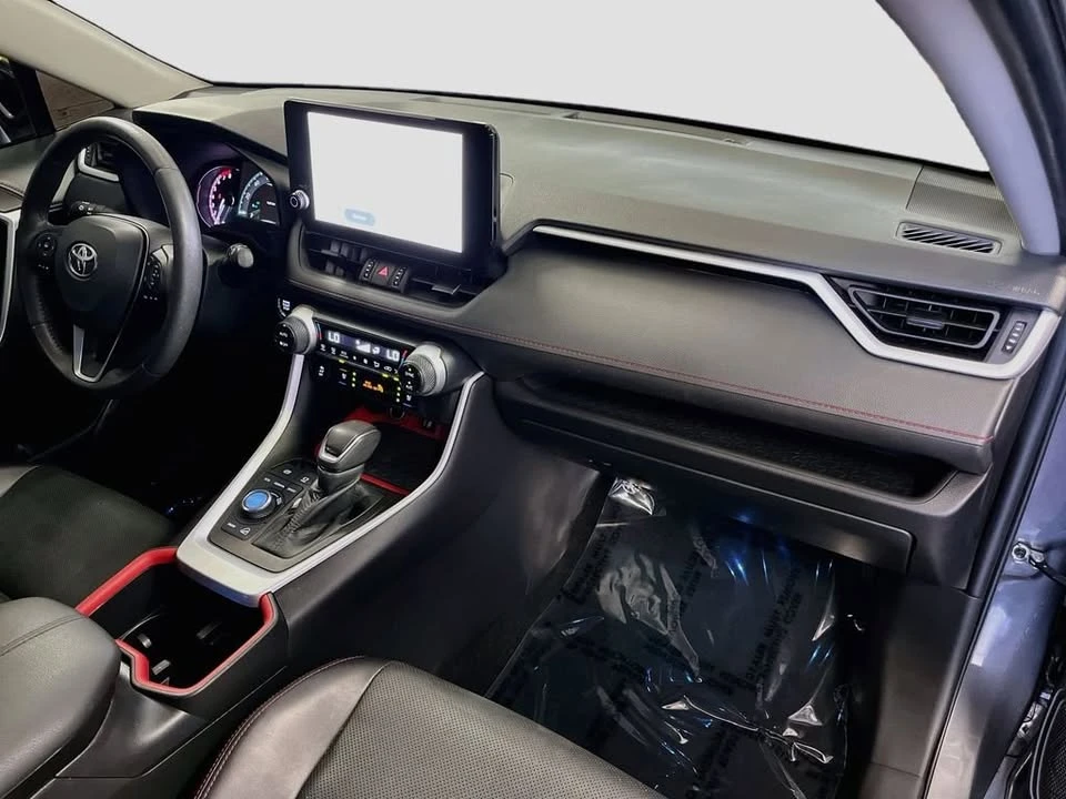 2023 Toyota RAV4 5th Gen - Image 19 of 20