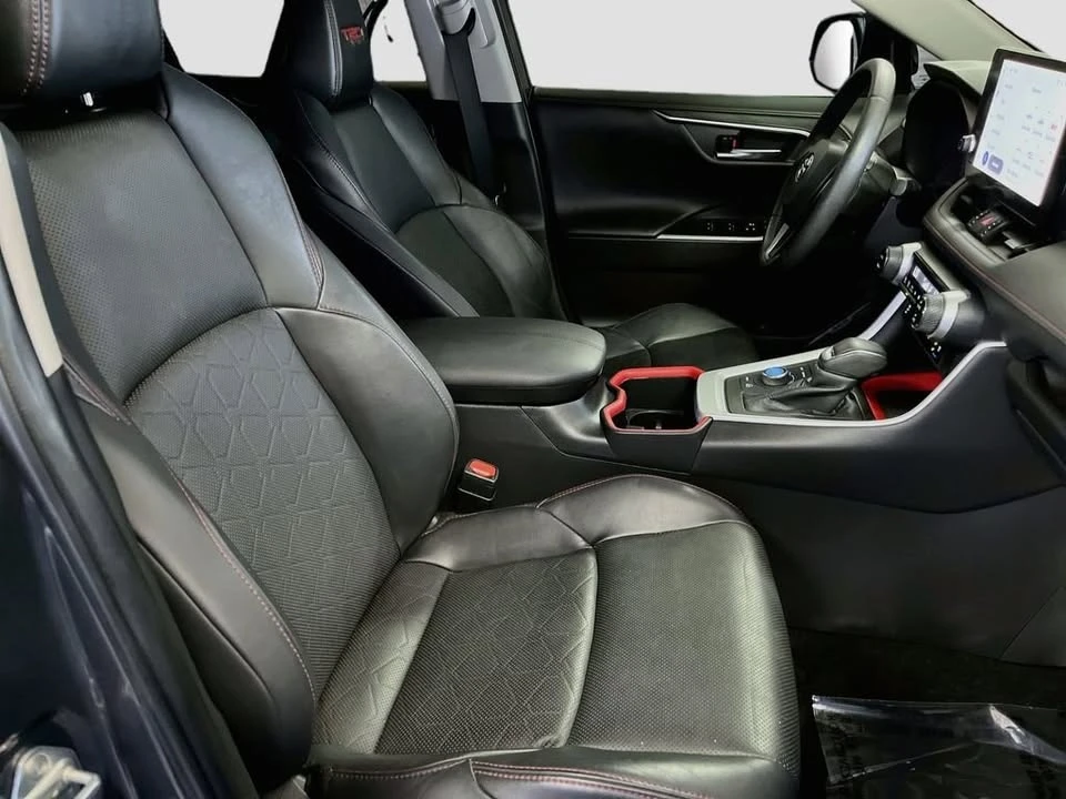 2023 Toyota RAV4 5th Gen - Image 18 of 20