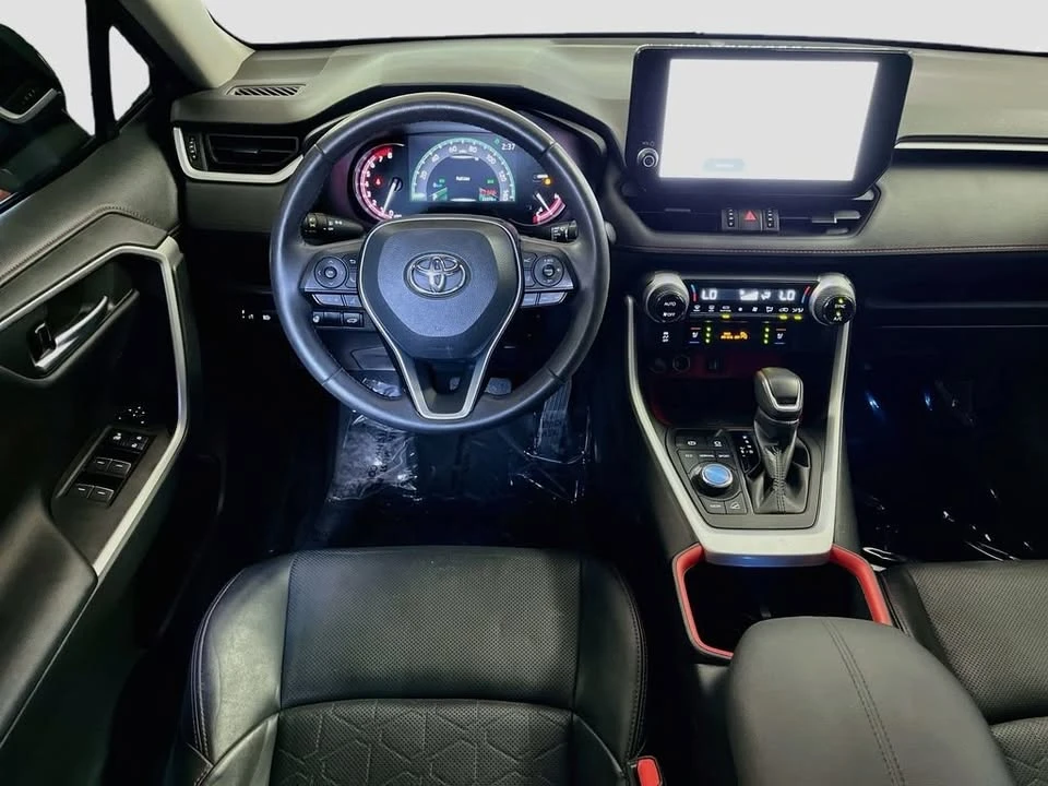 2023 Toyota RAV4 5th Gen - Image 15 of 20