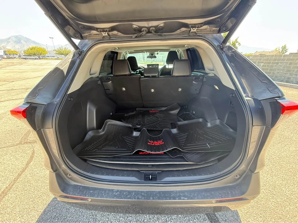 2023 Toyota RAV4 5th Gen - Image 6 of 7